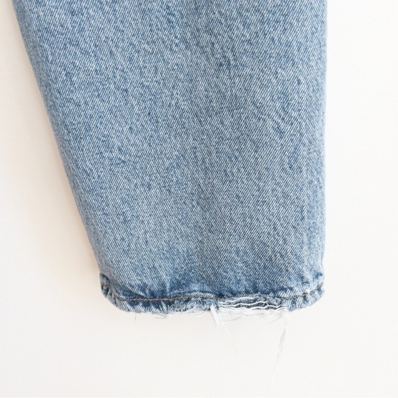 Agolde High Waist 90's Crop Jeans in Suspend - Picture 11 of 16